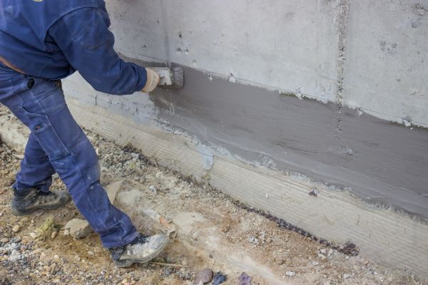 Cost of Foundation Crack Sealing in Red Oak