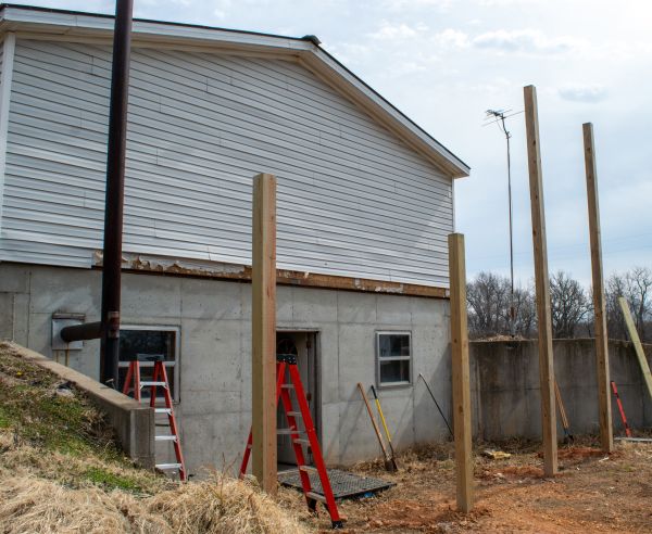 Foundation Raising in Red Oak