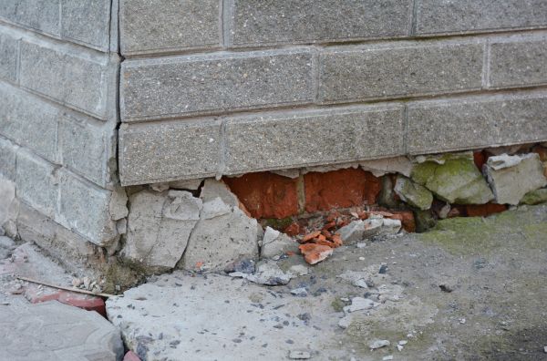 Foundation Settlement Repair in Red Oak